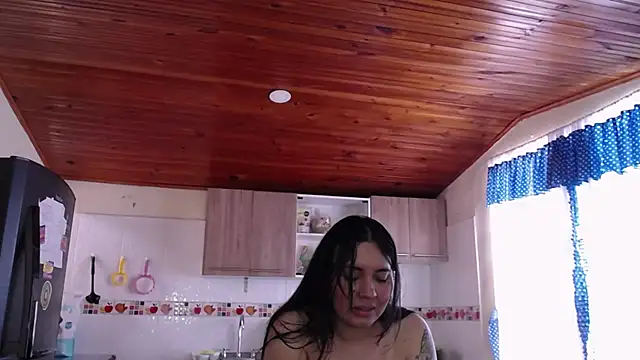 Cuty_sexy_hot live sex cam