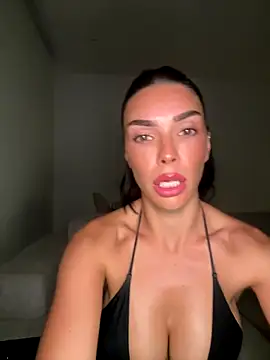 krissiswrld- live sex cam