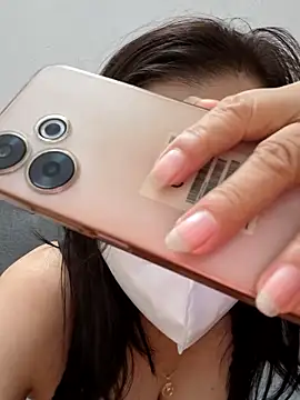 MaihoaLa live sex cam