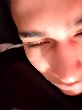 Emiliano_Reyes live sex cam