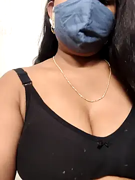 Dr_Chhaya live sex cam