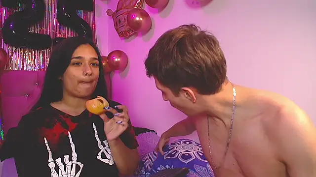 mae_nathan_ live sex cam