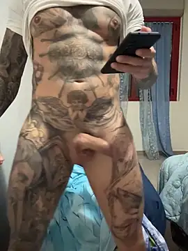 Gioeltoro89 live sex cam