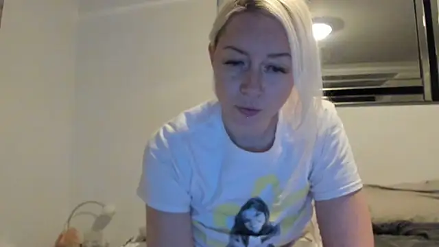 BetterThanYourEx69 live sex cam