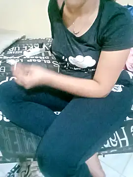 ShadiaStar live sex cam