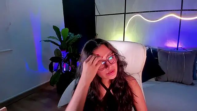 Gia_Mazzon's Stripchat show and profile