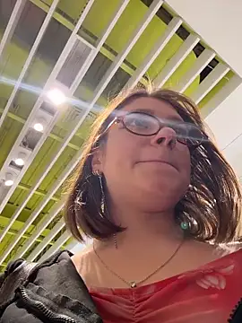 lucy-joy live sex cam