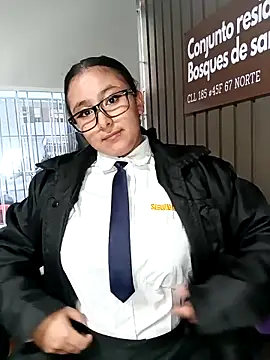 Cute_Penelope live sex cam