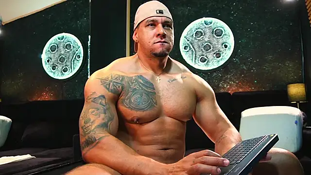 MassimoWalton2 live sex cam