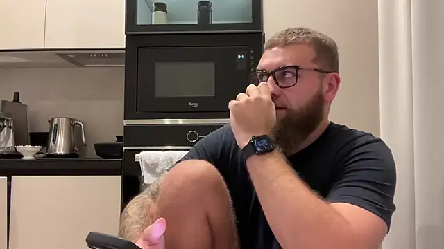 Bear_bear_ live sex cam