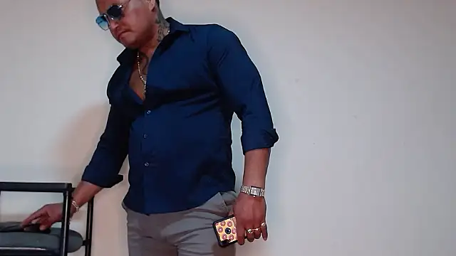 hardrock982 live sex cam