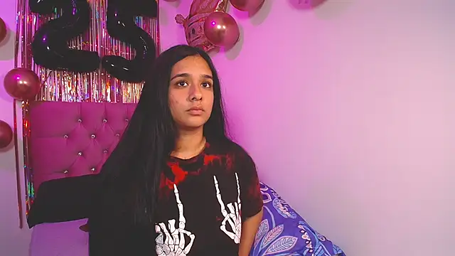 mae_nathan_ live sex cam