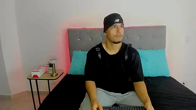 ander_montoyaa live sex cam