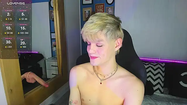 VladHellsing4 live sex cam