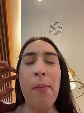 Holly_Play live sex cam