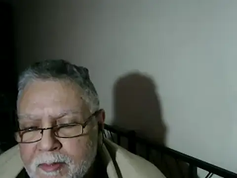 100Tauros live sex cam