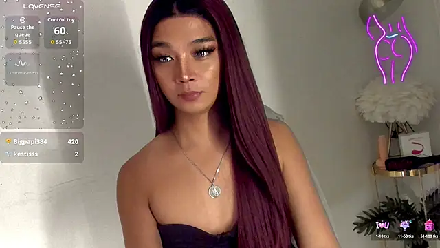 TrinityFucksYou live sex cam