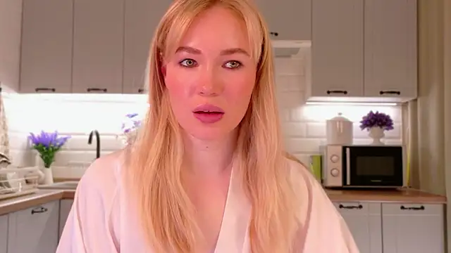 Veronika_Mitchel's Stripchat show and profile