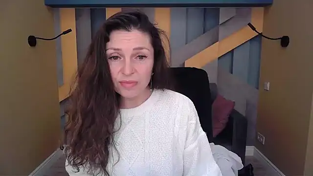 EllaLong live sex cam