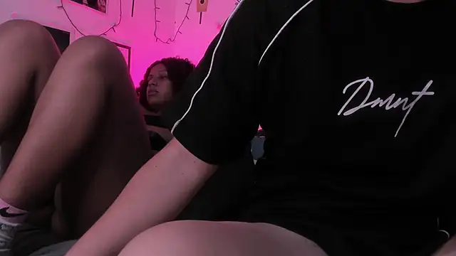 hothoneychile live sex cam