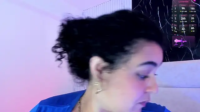 Reginavegaa live sex cam