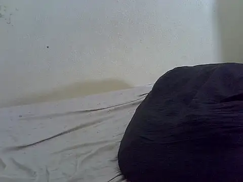 SpicyPetite live sex cam