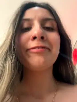 sarah_honey__ live sex cam