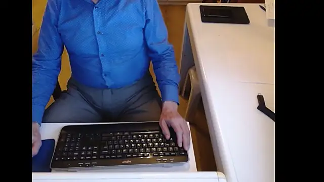 dutchpornking live sex cam