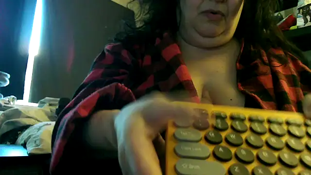 WHITEDAROSE live sex cam