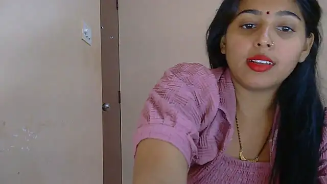 Cute-Simmi69 live sex cam
