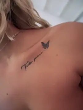 MystiqueXXX live sex cam