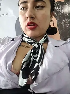 _Sarah-Office1 live sex cam