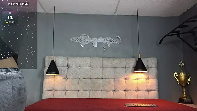 Horny_nick18 live sex cam