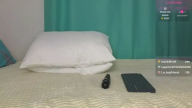 Molliblum live sex cam