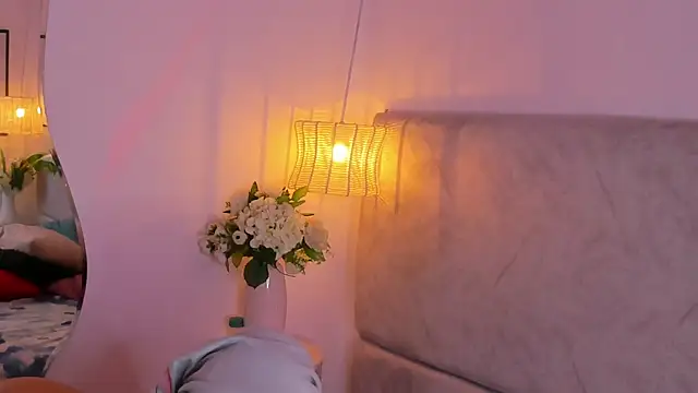 naomiii__ live sex cam