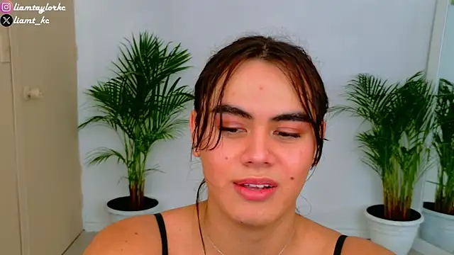 Liam_Taylor live sex cam