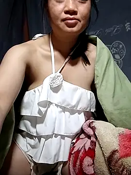 Noelle-e live sex cam