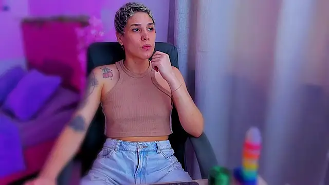 Charlee_pink live sex cam