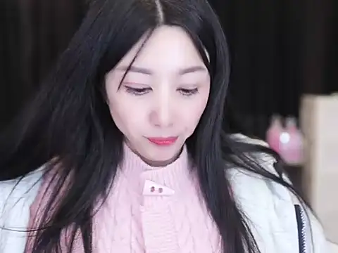 Nuyoah-77 live sex cam