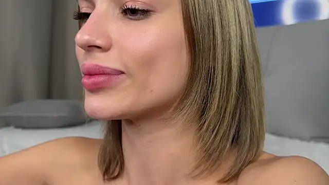 JodyBlow's Stripchat show and profile