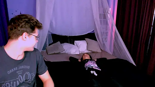 lucas_long_ live sex cam