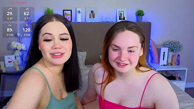 Dina_Mary live sex cam