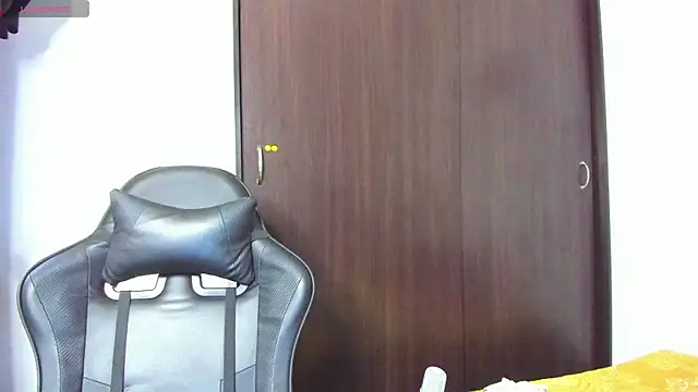 bastianwatson10 live sex cam