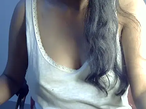 SiaraSiyA live sex cam