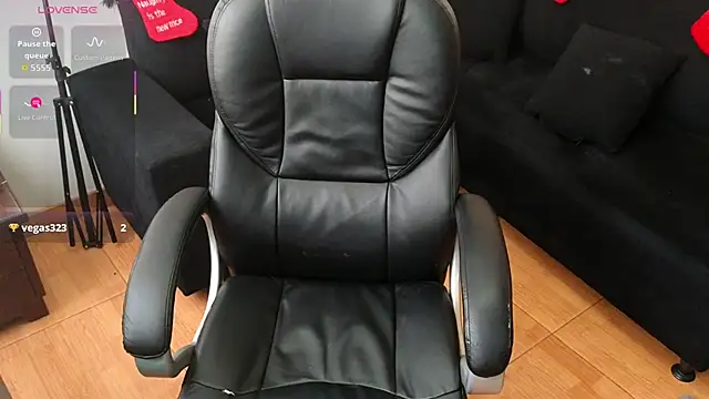 hairyncuteass live sex cam