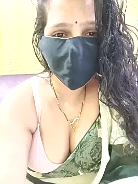 Rising_Smiler live sex cam