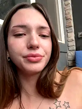 19whitebunny live sex cam