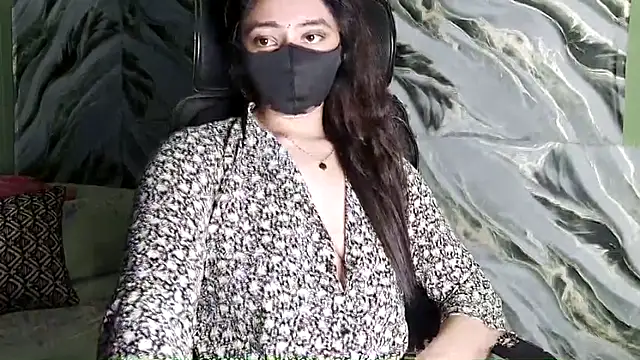 Sima--Roy live sex cam