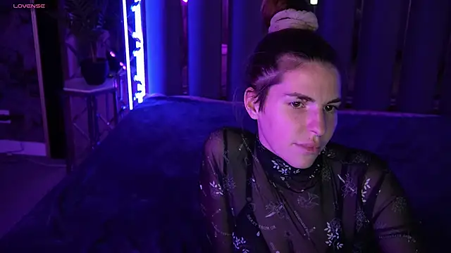 DanielaReign live sex cam