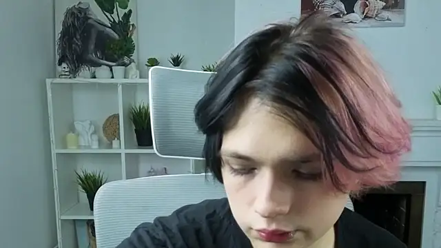 Justin_Care live sex cam